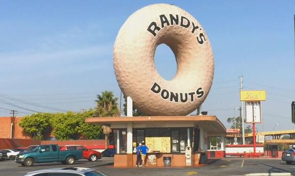 World Famous Randy’s Donuts Serves Up Sweet Franchise Opportunity Nationwide