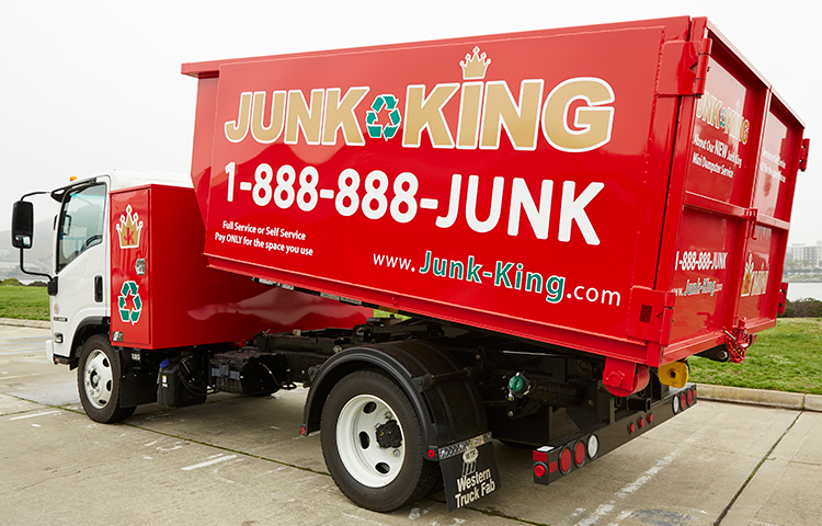 Junk King Strengthens Corporate Team with Lisa Merry as Chief Operating Officer